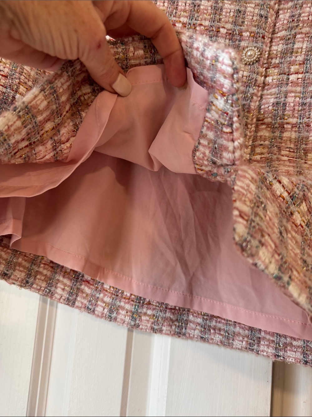 NWOT House of Harlow 1960 Pink Tweed Skirt Pearl Rhinestone Buttons Size M - Picture 4 of 8